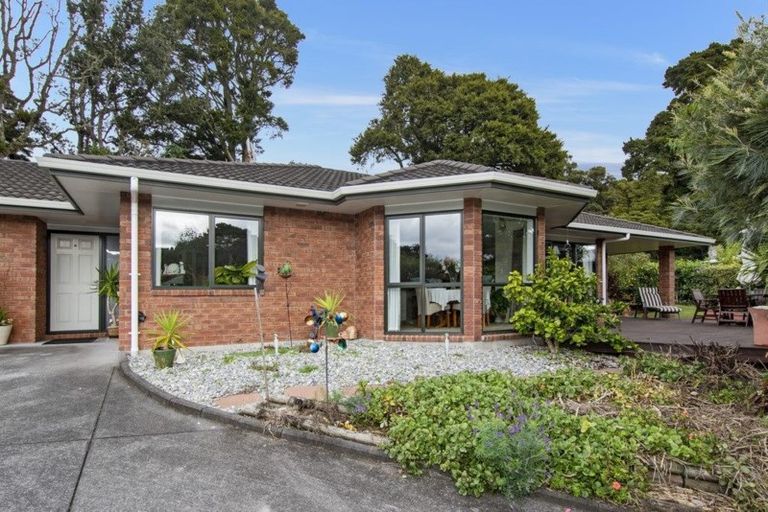 Photo of property in 12 Oakwood Rise, Ngararatunua, Whangarei, 0176