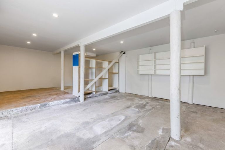 Photo of property in 26 Imperial Place, Henderson, Auckland, 0612