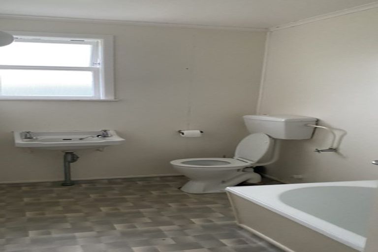 Photo of property in 11 Te Anau Avenue, Hataitai, Wellington, 6021