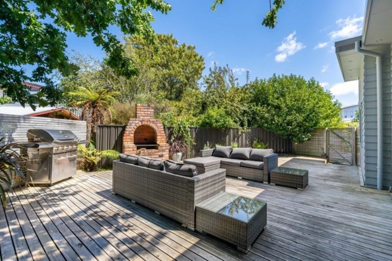 Photo of property in 9 Parkwood Grove, Trentham, Upper Hutt, 5018