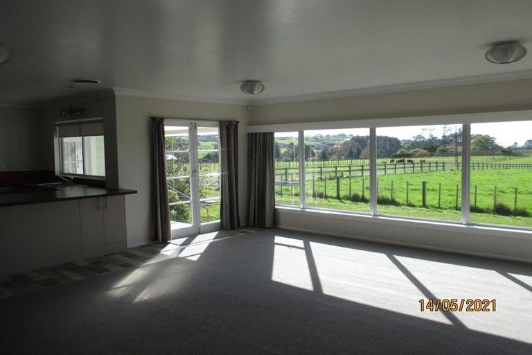 Photo of property in 140 Wades Road, Whitford, Howick, 2571