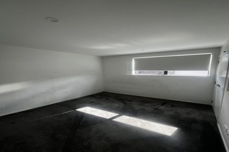 Photo of property in 4/3 Milne Crescent, Taita, Lower Hutt, 5011