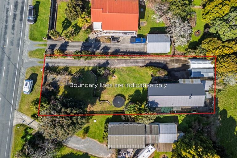 Photo of property in 137 Marsden Point Road, Ruakaka, 0116