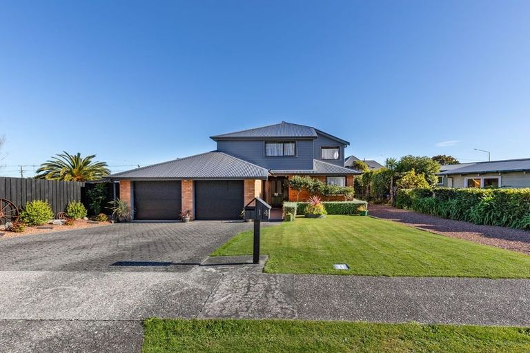 Photo of property in 14 Loris Place, Karoro, Greymouth, 7805
