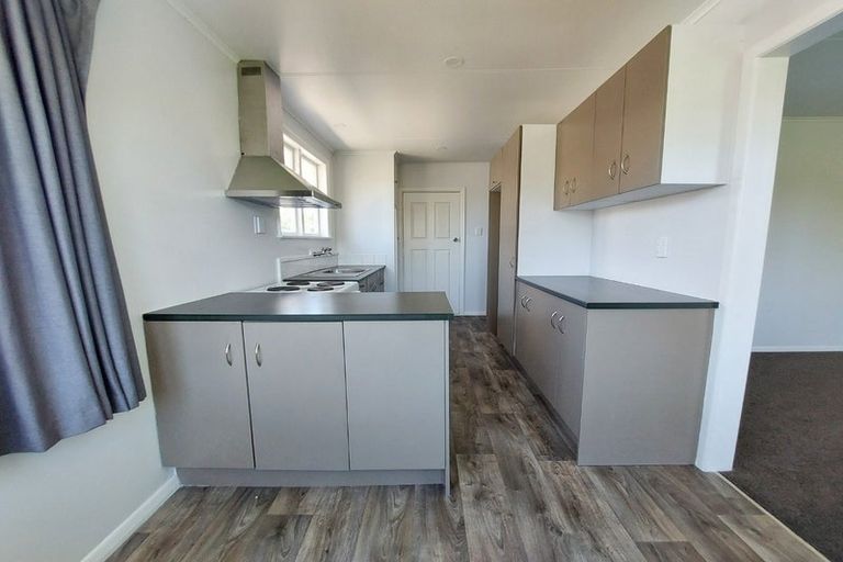 Photo of property in 30 Yeats Crescent, Fairfield, Hamilton, 3214