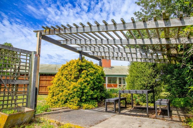 Photo of property in 63 Strasbourge Street, Martinborough, 5711