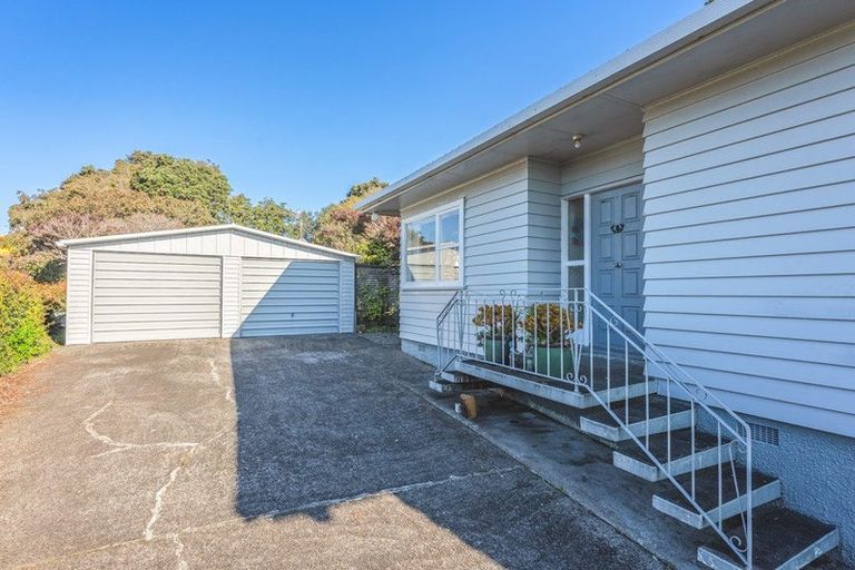 Photo of property in 38 Queens Road, Waikanae Beach, Waikanae, 5036