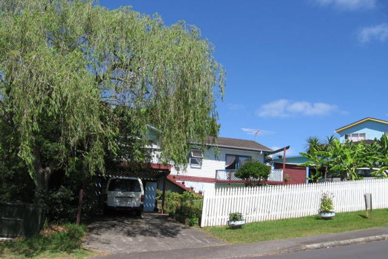 Photo of property in 37 Castleton Street, Birkdale, Auckland, 0626