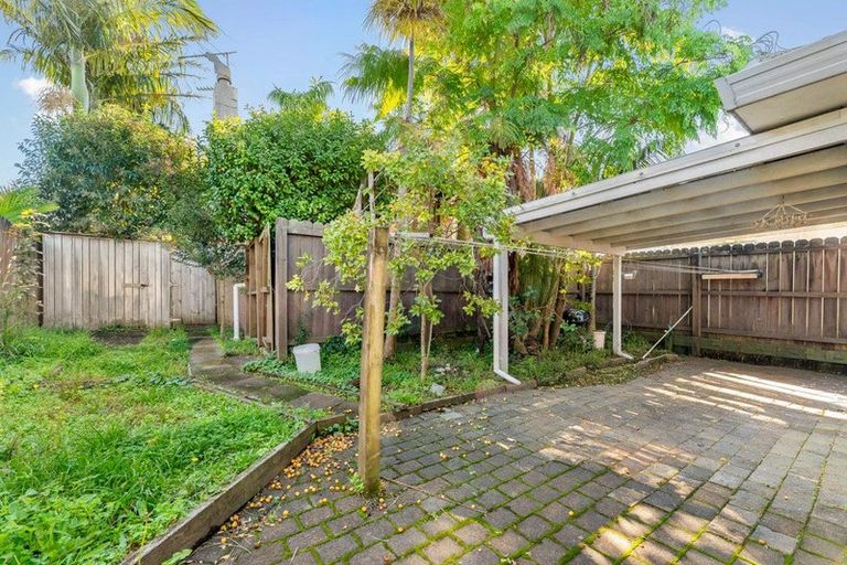 Photo of property in 42 Alfriston Road, Manurewa East, Auckland, 2102
