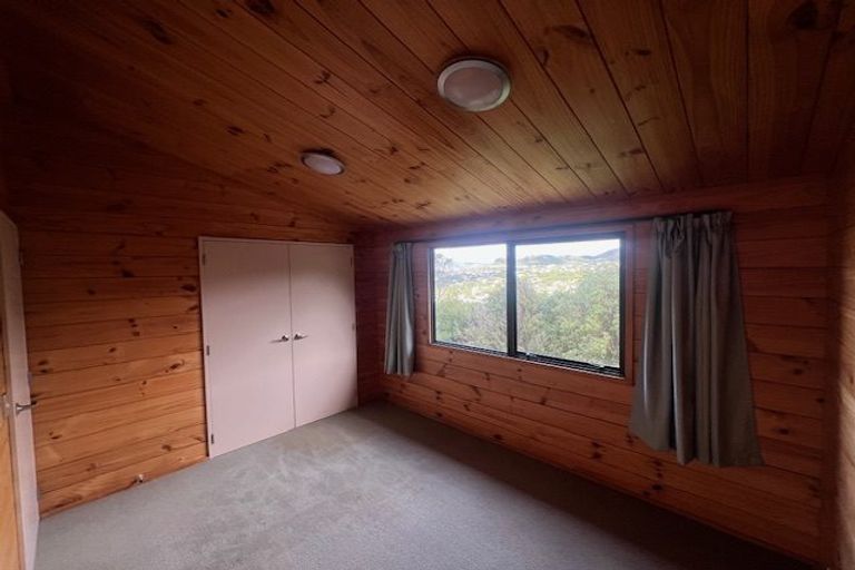 Photo of property in 24 Gaya Grove, Ngaio, Wellington, 6035