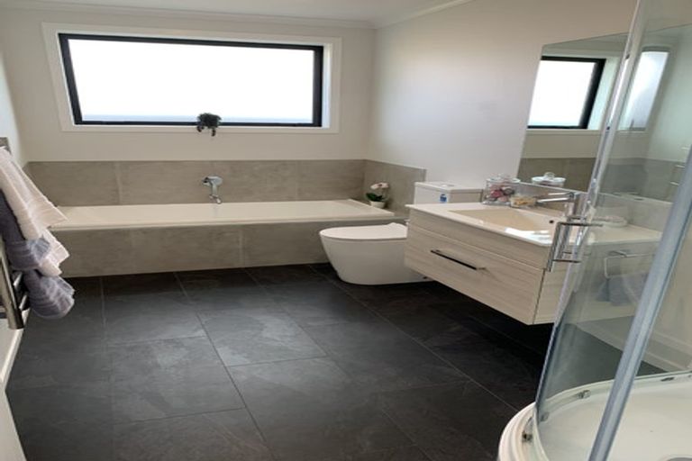 Photo of property in 1 Rapana Drive, Tuakau, 2121