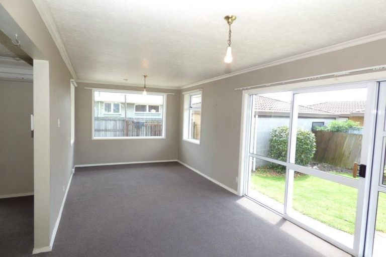 Photo of property in 1/210 Yaldhurst Road, Avonhead, Christchurch, 8042