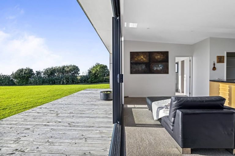 Photo of property in 317 Porikapa Road, Warea, New Plymouth, 4381