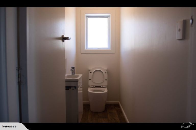 Photo of property in 32 Deepdale Street, Burnside, Christchurch, 8053