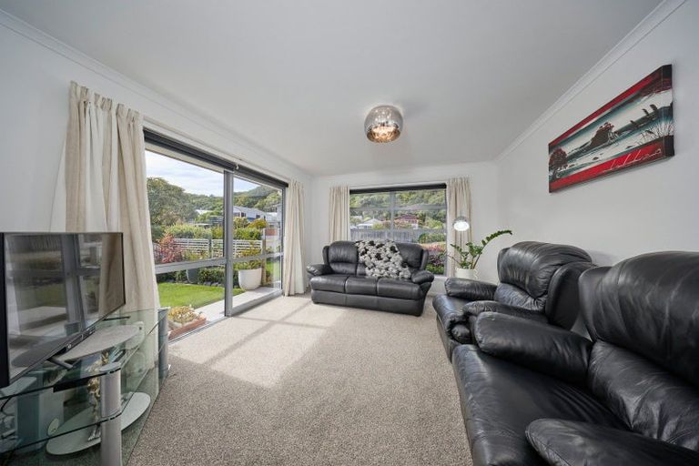 Photo of property in 33 Kotuku Road, South Bay, Kaikoura, 7300