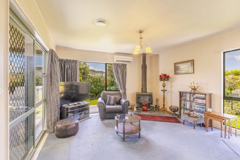 Photo of property in 4 Church Lane, Waipukurau, 4200