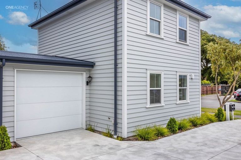 Photo of property in 1/24 Devon Street, Sydenham, Christchurch, 8023