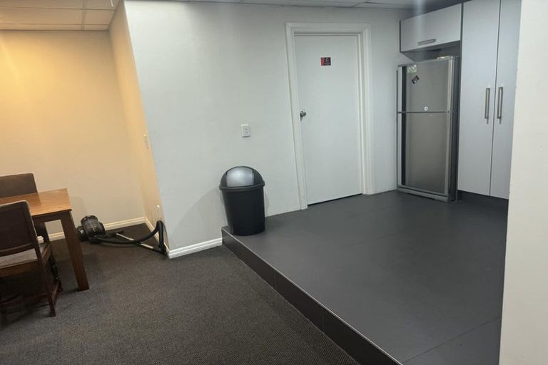 Photo of property in Accommodation Central, 2l/219 Willis Street, Te Aro, Wellington, 6011