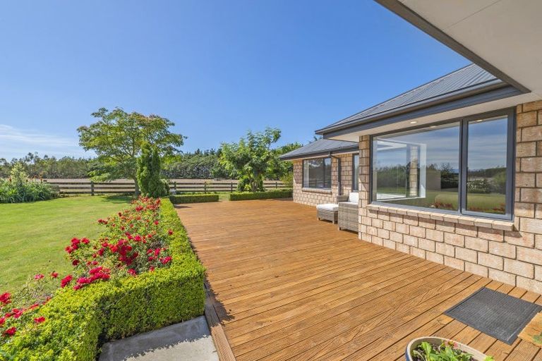 Photo of property in 1897 South Eyre Road, Eyrewell, Rangiora, 7476