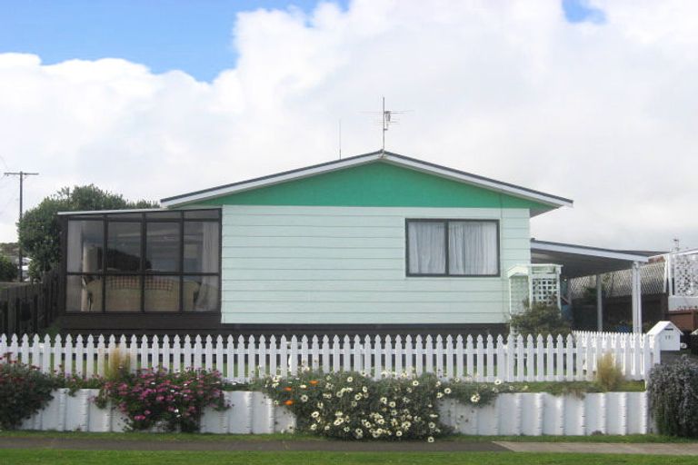 Photo of property in 121 Ngamotu Road, Spotswood, New Plymouth, 4310