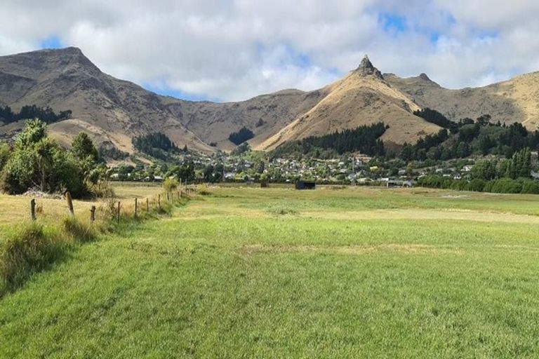 Photo of property in 9 Hamlet Lane, Heathcote Valley, Christchurch, 8022