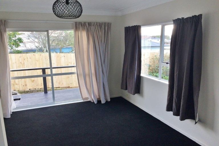 Photo of property in 22 Roseanne Road, Manurewa, Auckland, 2102