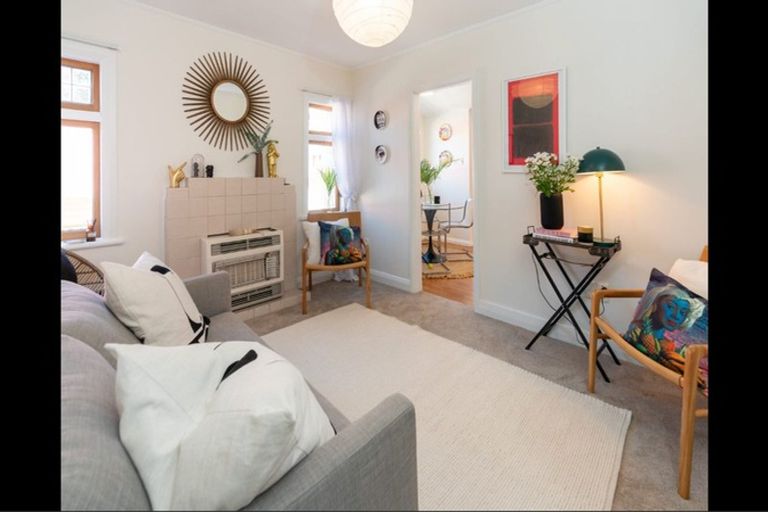 Photo of property in 17 Ascot Street, Thorndon, Wellington, 6011