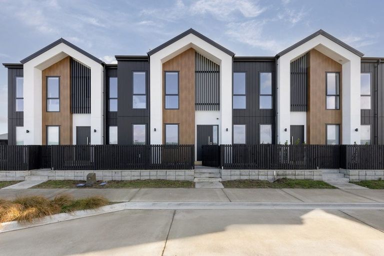 Photo of property in 4 Atutahi Lane, Papamoa Beach, 3118