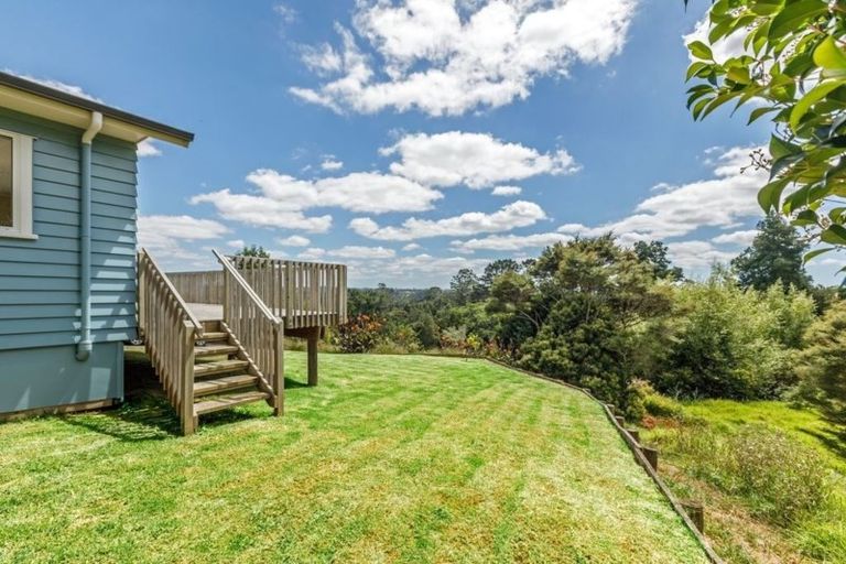 Photo of property in 22a Viridian Lane, Greenhithe, Auckland, 0632