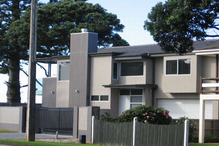 Photo of property in 2a Puriri Avenue, Orewa, 0931