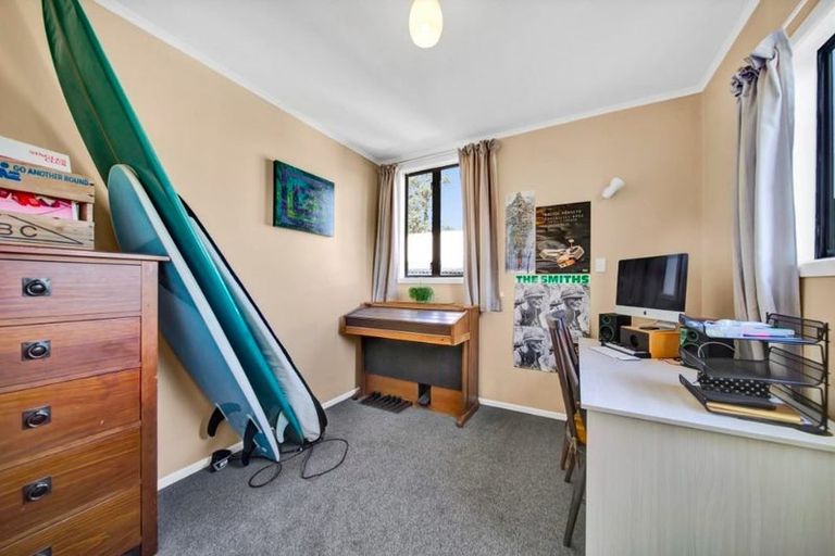 Photo of property in 118a South Road, Spotswood, New Plymouth, 4310