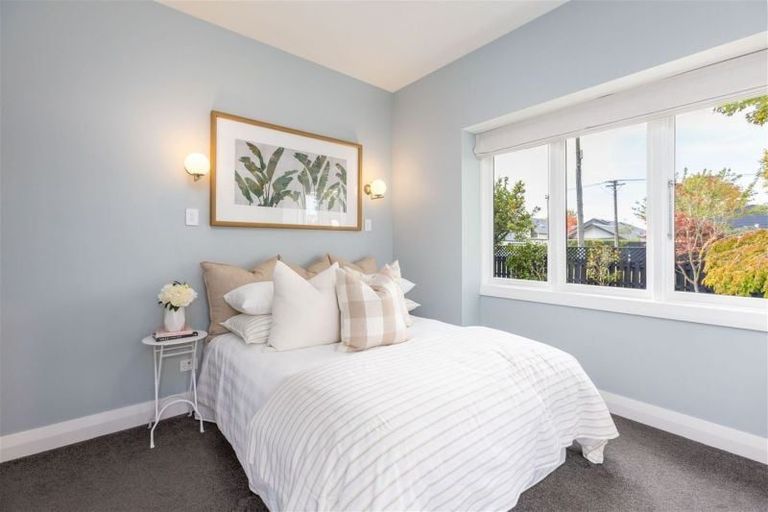 Photo of property in 89 Weston Road, St Albans, Christchurch, 8052