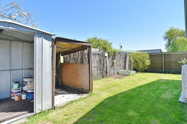 Photo of property in 2/60 Rhona Street, Linwood, Christchurch, 8062