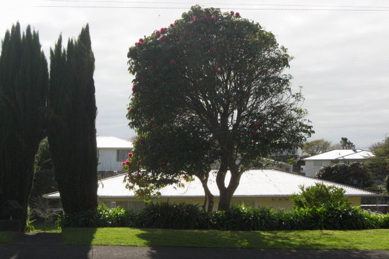 Photo of property in 27 Blagdon Road, Blagdon, New Plymouth, 4310