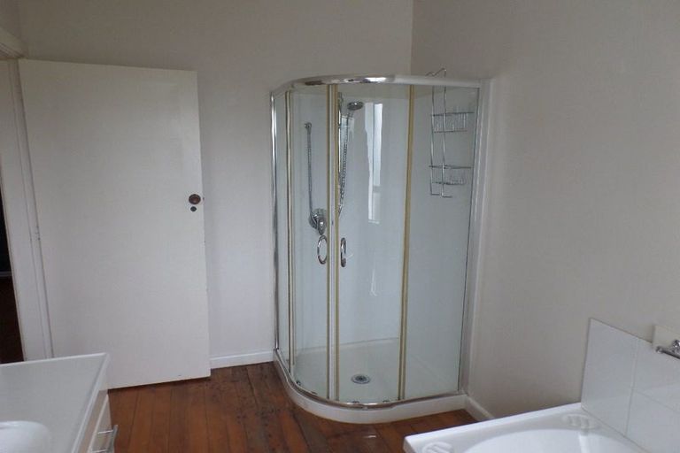 Photo of property in 61 Dyers Pass Road, Cashmere, Christchurch, 8022