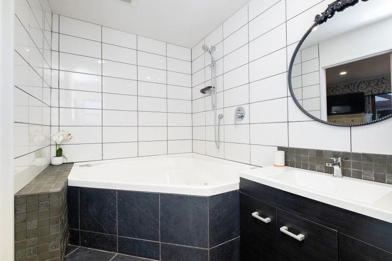 Photo of property in 502 Charles Street, Saint Leonards, Hastings, 4120