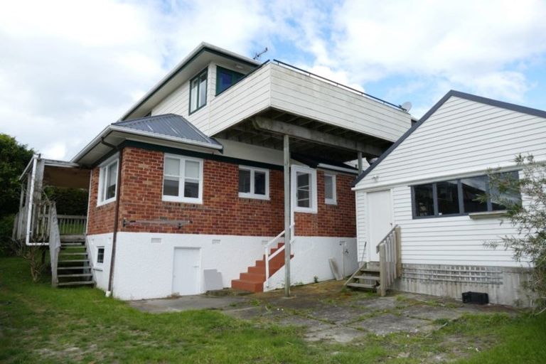 Photo of property in 77 Lake Road, Devonport, Auckland, 0622