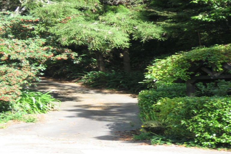 Photo of property in 6 Tiniroa Grove, Silverstream, Upper Hutt, 5019