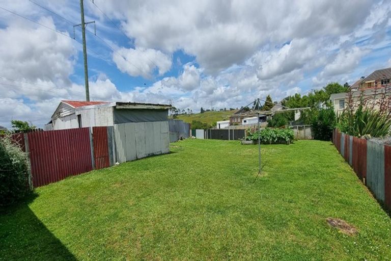 Photo of property in 10 Herewini Street, Meremere, Mercer, 2474