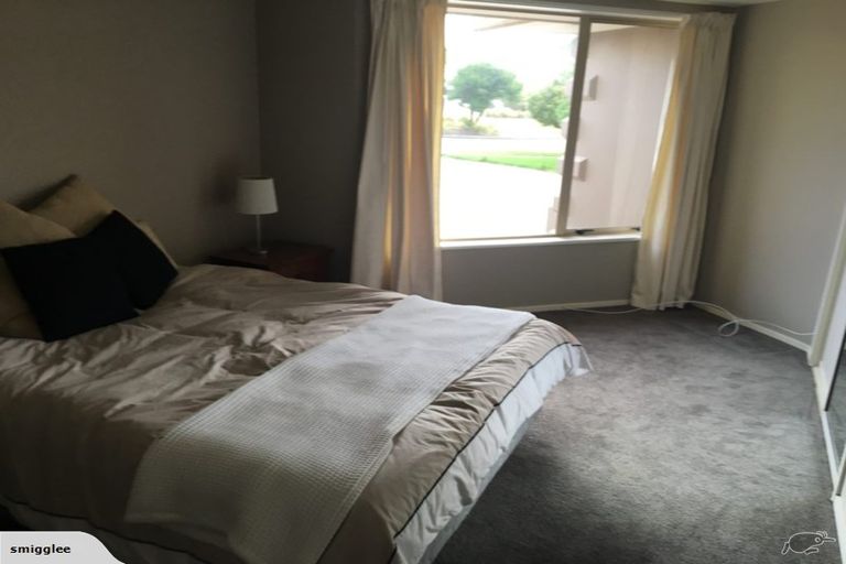 Photo of property in 71 Broadhaven Avenue, Parklands, Christchurch, 8083