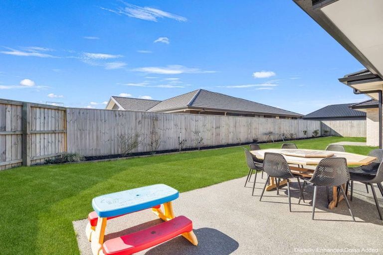 Photo of property in 330 Halswell Junction Road, Halswell, Christchurch, 8025