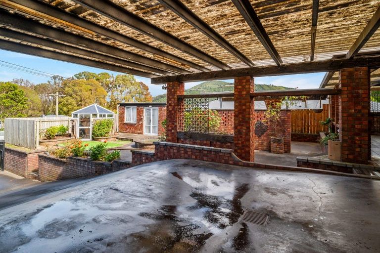 Photo of property in 100a Kawaha Point Road, Kawaha Point, Rotorua, 3010