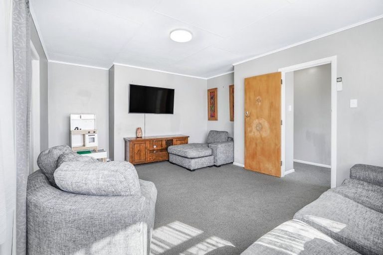 Photo of property in 50 Kaka Crescent, Tokoroa, 3420