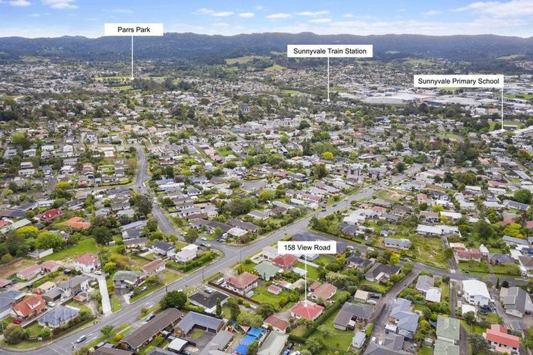 Photo of property in 158 View Road, Sunnyvale, Auckland, 0612