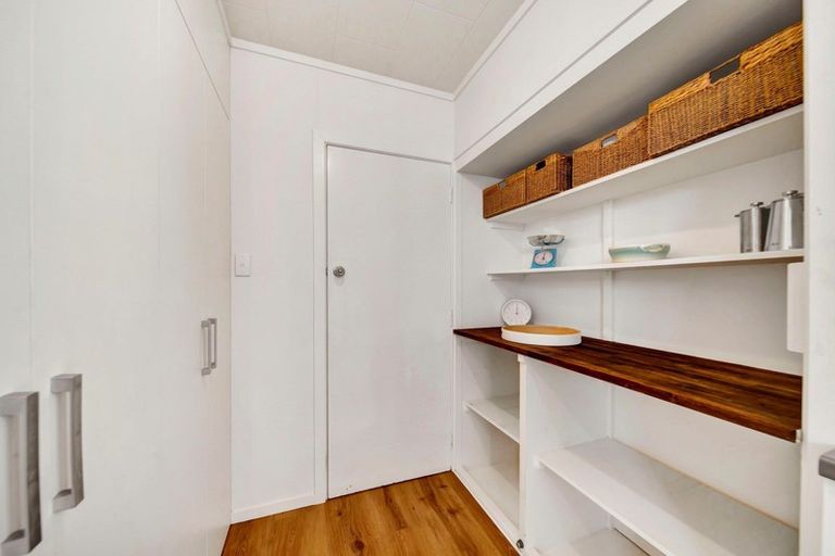 Photo of property in 7 Puriri Street, Hawera, 4610