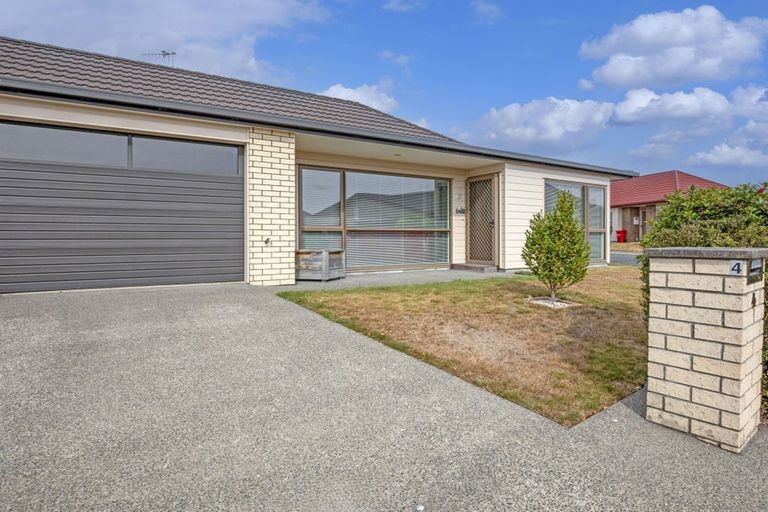 Photo of property in Trackside Villas, 4/91 Mako Mako Road, Levin, 5510