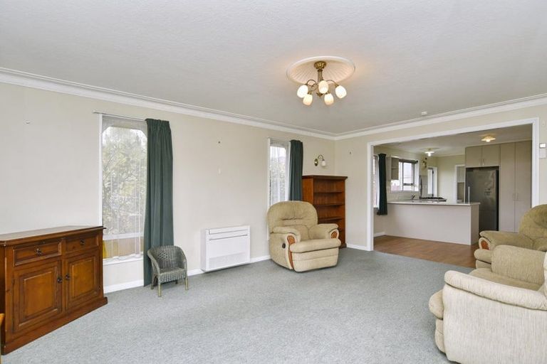 Photo of property in 1/9 Juniper Place, Burnside, Christchurch, 8053