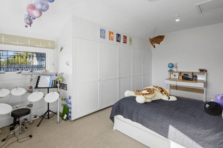 Photo of property in 8 Chapter Street, St Albans, Christchurch, 8052