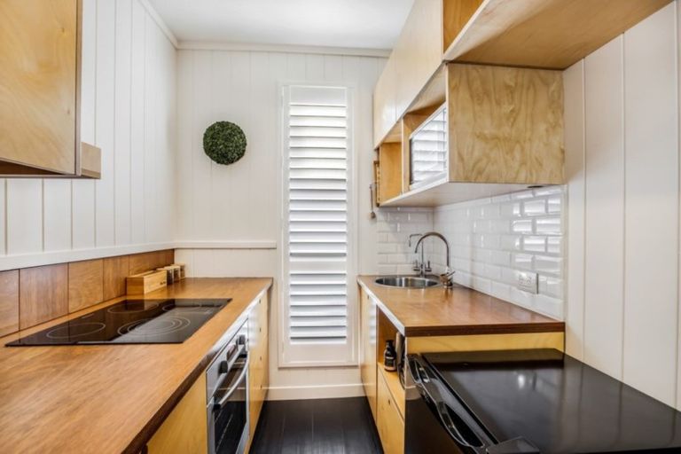 Photo of property in 7/2 Herne Bay Road, Herne Bay, Auckland, 1011