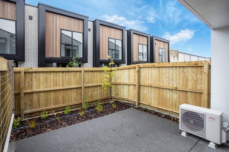 Photo of property in 3/325 Lincoln Road, Addington, Christchurch, 8024